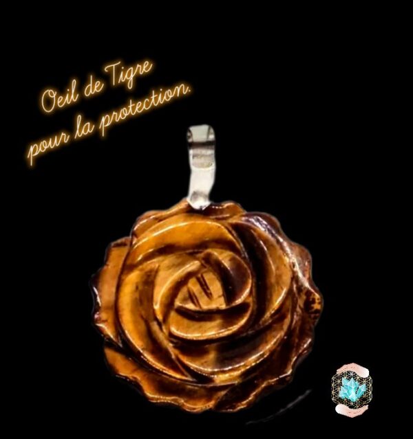 Pendentifs ''ROSE SCULPTÉE'' en AMÉTHYSTE, LAPIS LAZULI, OEIL DE TIGRE ou QUARTZ ROSE de chez BIJOUX, PIERRES ET  BIEN-ÊTRE. – Image 4